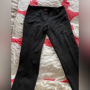 Vince Camaro Size 8 Black Ankle Pants
